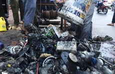 Dọn sạch rác đường Nguyễn Hữu Cảnh cho máy bơm chống ngập