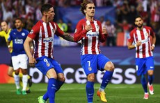 Simeone dùng bộ đàm 'lật đổ' Real Madrid?