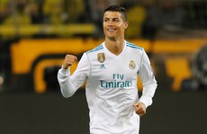 Ronaldo lập kỷ lục ghi bàn, Real Madrid đại phá Dortmund