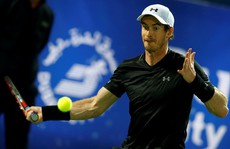 Clip Djokovic thắng nhọc, Murray thua sốc ở Indian Wells