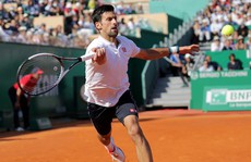 Madrid Open: Djokovic 'đơn đao phó hội'