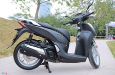 Honda SH 300i ABS đắt hàng dù giá 248 triệu đồng