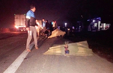 Đi sinh nhật về, 3 học sinh chết thảm dưới bánh xe container