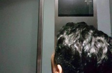 Hơn 10 người bị “nhốt” trong thang máy cao ốc