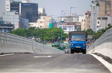 Thông xe nhánh cầu Nguyễn Tri Phương với đường Võ Văn Kiệt