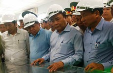 Thủ tướng Nguyễn Xuân Phúc thị sát tại Formosa