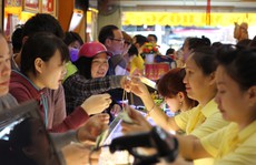 Người mua vàng có thể lỗ nặng trong ngày Thần Tài