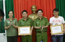 'Hiệp sĩ' được thưởng nóng nhờ  bắt Việt kiều trộm ô tô