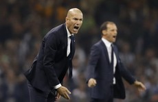 Zidane chuẩn bị nhận trát sa thải, Mourinho thay ghế nóng Real Madrid?