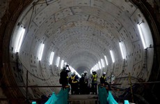 Cận cảnh bên trong đường hầm tuyến Metro đầu tiên của TPHCM