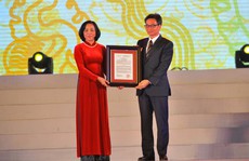 Trao quyết định công nhận bảo vật quốc gia cho đôi Long sàng tại đền Vua Đinh