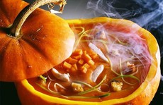 Món ăn không thể thiếu trong ngày Halloween