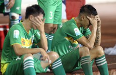 V-League: XSKT Cần Thơ rớt hạng, Nam Định tranh vé vớt