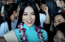 Hoa hậu Trái đất Phương Khánh rạng ngời ngày trở về Việt Nam