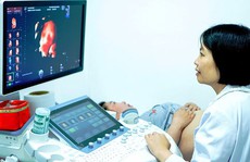 Không cần chọc ối, mẹ bầu vẫn phát hiện dị tật cho con nhờ xét nghiệm máu