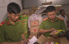 Kinh hoàng hơn 10 tấn hạt nêm, bột ngọt giả sắp tuồn ra thị trường