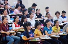 Đề xuất không miễn học phí, thay bằng vay tín dụng với sinh viên sư phạm