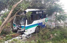 Quảng Nam: 2 vụ tai nạn xe khách liên tiếp, một người chết