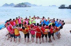 Cấm tổ chức họp kết hợp tham quan, giao lưu, nghỉ mát
