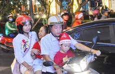 TP HCM ngập tràn không khí lễ hội trong tiết trời se lạnh