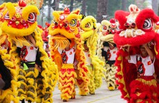 108 con lân đồng diễn, xếp hình Quốc kỳ xác lập kỷ lục Guinness Việt Nam