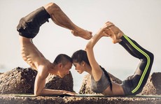 Hãy tìm đến yoga nếu muốn 'chuyện ấy' thăng hoa
