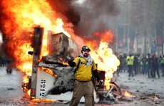 Pháp: Bạo loạn tiếp diễn, số người bị bắt tăng vọt