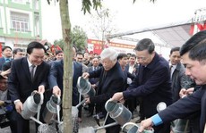 Tổng Bí thư Nguyễn Phú Trọng chúc Tết, trồng cây tại Hưng Yên ​