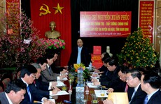 Thủ tướng: Không đi lễ hội giờ hành chính, không dùng xe công đi lễ hội