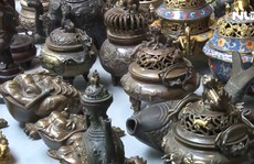 Thú vui đi chợ đồ cổ độc nhất Sài thành