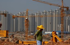 Trung Quốc ôm 'bom nợ'