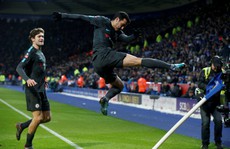 Chelsea nhọc nhằn vào bán kết FA Cup, M.U đại chiến Tottenham