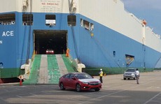 Ô tô Honda nhập khẩu giảm gần 200 triệu đồng, người mua vẫn phải chờ