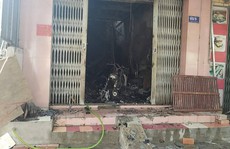 Chồng lao vào biển lửa cứu vợ con trong vụ cháy ở Sài Gòn