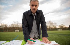 Mourinho kiếm bộn tiền nhờ… làm thêm mùa World Cup