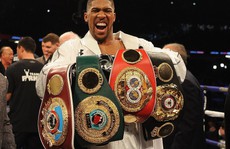 Thắng điểm đối thủ, Anthony Joshua thống nhất 4 đai vô địch
