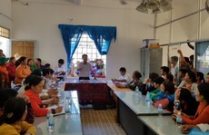 Không được hỗ trợ thiệt hại bão số 12, người dân lên tỉnh cầu cứu