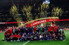 Đại thắng Sevilla 5-0, Barcelona đăng quang Cúp Nhà vua