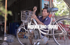 “Đại gia” xe đạp cũ của học sinh nghèo ở miền Tây