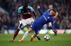 Cựu HLV Man United khiến Chelsea khóc hận tiếc nuối