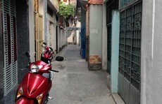 Hối hận vì cố mua nhà mặt đất khi không đủ tiền