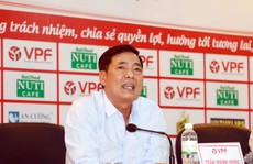 Cuộc họp 'dung tục' của quan chức VFF - VPF: Có dám mạnh tay loại ông Hùng?