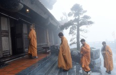 Hành hương mùa Phật đản, quý tăng ni cả nước được miễn phí vé cáp treo Fansipan