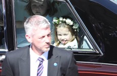 Công chúa Charlotte làm tan chảy trái tim khách mời trong đám cưới hoàng gia