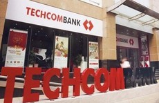 Techcombank lý giải vì sao cổ phiếu lên sàn với giá quá cao