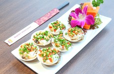 Kỳ thú khám phá sò chén, đặc sản Cam Ranh