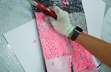 Tóm gọn 12,5 kg thuốc lắc gửi qua bưu điện, chuyển phát nhanh