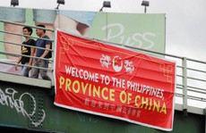 Biểu ngữ 'Philippines là một tỉnh của Trung Quốc' châm ngòi phẫn nộ