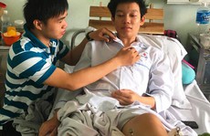 Đôi bạn thủ khoa 'kỳ phùng địch thủ'