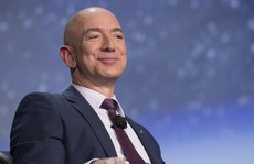 Jeff Bezos vừa trở thành người giàu nhất trong lịch sử thế giới hiện đại